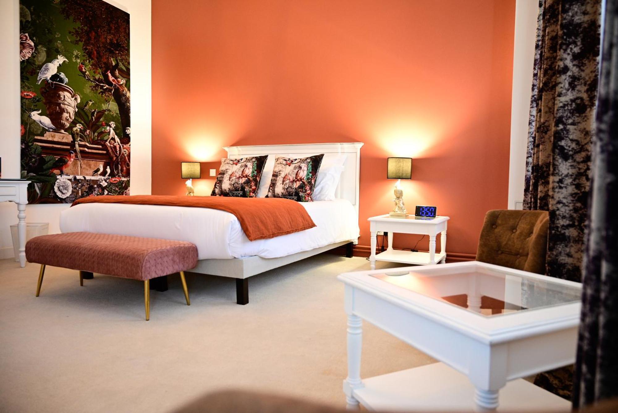 Pavillon Des Millesimes & Wellness Center Bed & Breakfast Lussac  Exterior photo